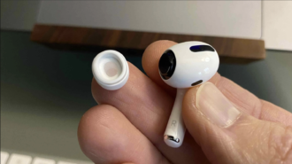 Cách thay núm tai nghe AirPods Pro nhanh chóng chỉ với với 2 bước siêu đơn giản mà bạn không nên bỏ lỡ