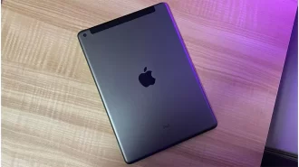 Có nên mua iPad 9 không? Thiết kế đẹp mắt và hiệu năng mượt mà trong một thân máy mỏng