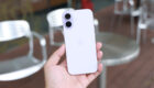 Trên tay iPhone 17: Màn hình 120Hz sáng hơn, pin bền hơn và camera tele chất lượng cao
